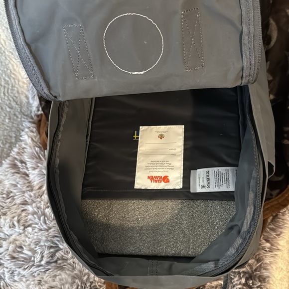 Fjallraven Grey Bag - Picture 3 of 4